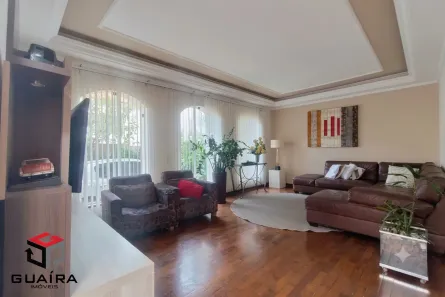 Sobrado com 3 Quartos à venda, 261m² no Vila Palmares, Santo André