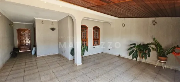 Casa com 3 Quartos à venda, 203m² no Parque Residencial Stahlberg, Limeira