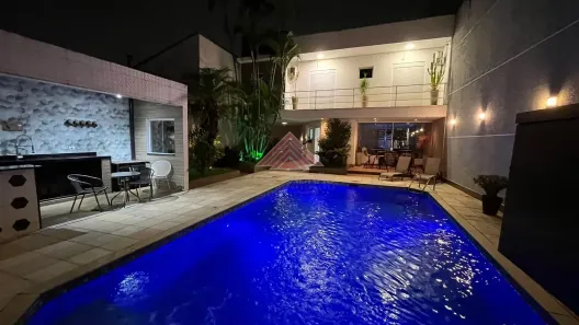 Sobrado com 4 Quartos à venda, 376m² no Vila Guarani, Mauá