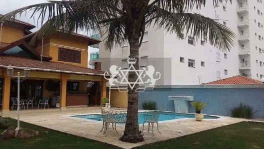 Sobrado com 4 Quartos à venda, 348m² no Parque Balneário Poiares, Caraguatatuba