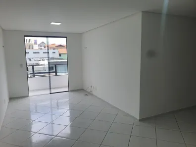 Apartamento com 3 Quartos para alugar, 85m² no Jardim Tavares, Campina Grande