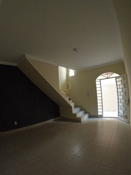 Casa com 2 quartos — Ouro Preto, Belo Horizonte