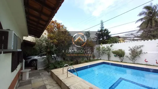 Casa de Condomínio com 4 Quartos à venda, 150m² no Itaipu, Niterói