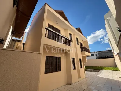 Sobrado com 3 Quartos à venda, 112m² no Orleans, Curitiba