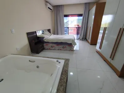 Casa com 3 Quartos à venda, 240m² no Terras Altas, Juiz de Fora