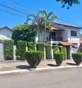 Sobrado com 3 Quartos à venda, 178m² no Petrópolis, Novo Hamburgo