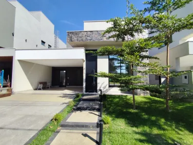Casa de Condomínio com 3 Quartos à venda, 157m² no Residencial Parqville Jacarandá, Aparecida de Goiânia