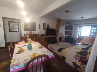 Casa com 3 Quartos à venda, 114m² no Parque das Varinhas, Mogi das Cruzes