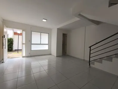 Casa de Condomínio com 2 Quartos para alugar, 124m² no Nova Parnamirim, Parnamirim