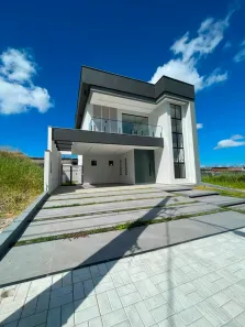 Casa de Condomínio com 3 Quartos à venda, 210m² no Novo Aleixo, Manaus