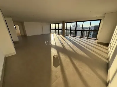 Apartamento com 3 Quartos à venda, 185m² no Gleba Fazenda Palhano, Londrina