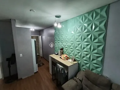 Casa com 2 Quartos para alugar, 44m² no Chácara das Rosas, Cachoeirinha
