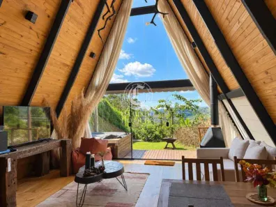 Casa de Condomínio com 1 Quarto à venda, 2922m² no Pedro do Rio, Petrópolis