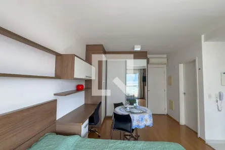 Kitnet com 1 Quarto à venda, 38m² no Brooklin Paulista, São Paulo