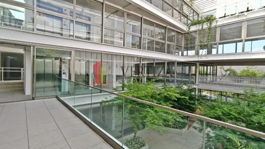 Prédio Comercial para alugar, 2590m² no Moema, São Paulo