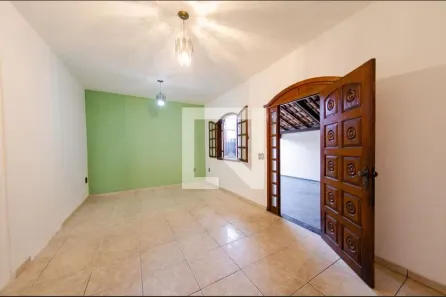 Casa com 3 Quartos à venda, 160m² no Padre Eustáquio, Belo Horizonte