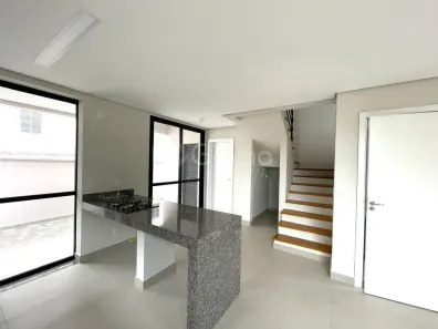 Casa com 3 Quartos para alugar, 143m² no Carianos, Florianópolis