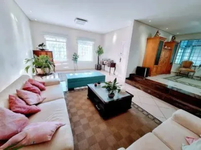 Sobrado com 4 Quartos à venda, 274m² no Vila Helena, Santo André