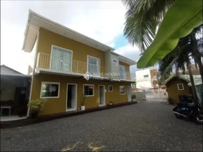 Imóvel Comercial com 6 Quartos à venda, 350m² no Barra da Lagoa, Florianópolis