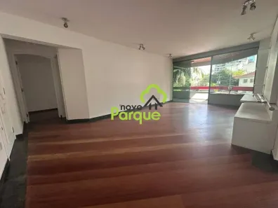 Apartamento com 4 Quartos para alugar, 195m² no Aclimação, São Paulo