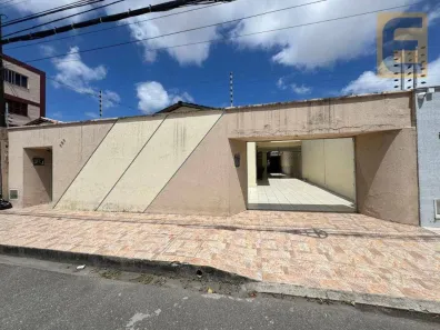 Casa com 5 Quartos à venda, 190m² no Rodolfo Teófilo, Fortaleza