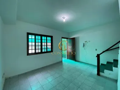 Sobrado com 2 Quartos à venda, 72m² no Martim de Sá, Caraguatatuba