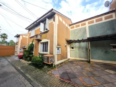 Casa de Condomínio com 3 Quartos à venda, 85m² no Jardim Itu, Porto Alegre