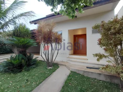 Casa de Condomínio com 3 Quartos para alugar, 170m² no Jardim Jockey Clube, São Carlos