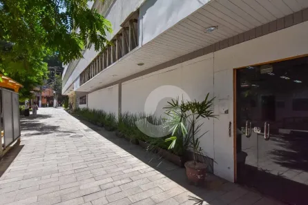 Ponto Comercial à venda, 404m² no Ingá, Niterói