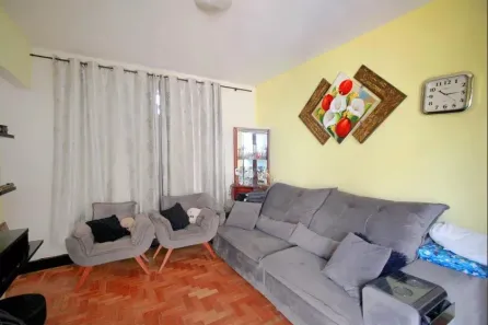 Casa com 2 Quartos à venda, 480m² no Santa Efigênia, Belo Horizonte