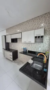 Casa com 3 Quartos para alugar, 80m² no Parque 10 de Novembro, Manaus