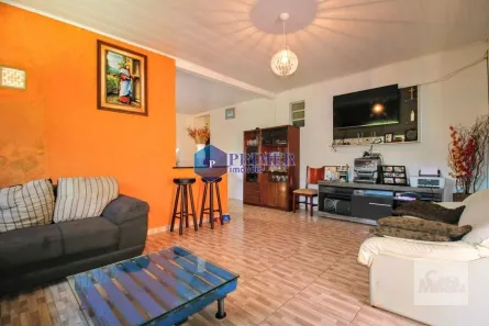 Casa com 3 Quartos à venda, 245m² no Bom Jesus, Contagem