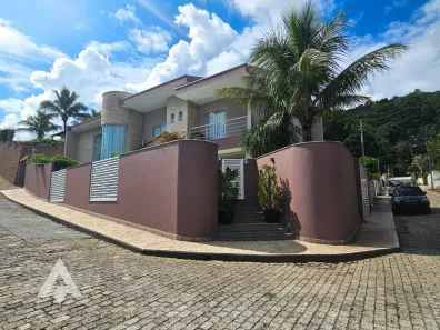 Casa com 3 Quartos à venda, 336m² no Velha, Blumenau