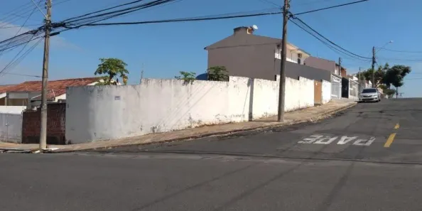 Lote/Terreno à venda, 312m² no Jardim Portal do Sol, Marília
