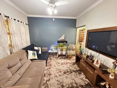 Casa com 3 Quartos à venda, 137m² no Vila Militar, Uberaba