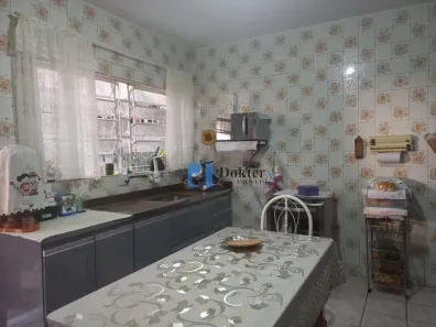 Sobrado com 4 Quartos à venda, 270m² no Vila Teresinha, São Paulo