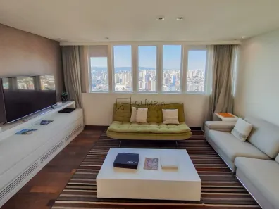 Apartamento com 2 Quartos para alugar, 126m² no Vila Ipojuca, São Paulo