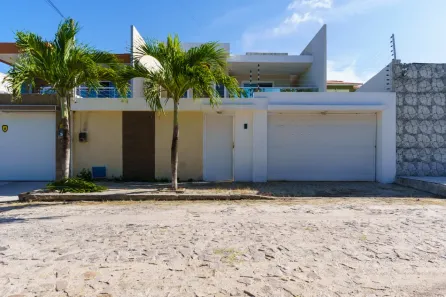 Casa com 4 Quartos à venda, 223m² no Mangabeira, Eusébio