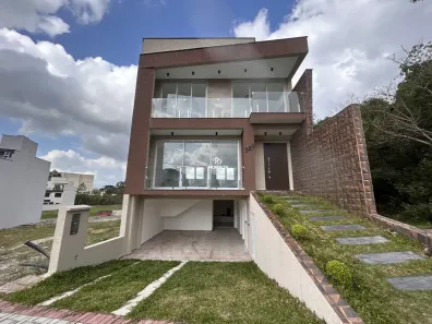 Sobrado com 3 Quartos à venda, 230m² no Costeira, São José dos Pinhais