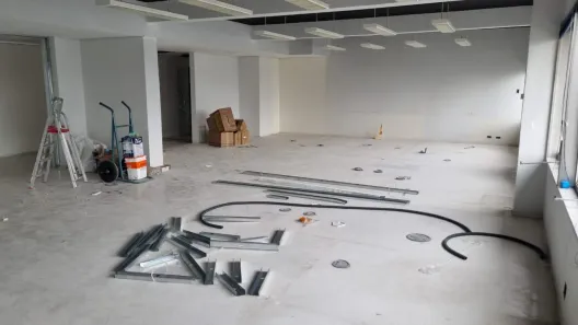 Sala Comercial para alugar, 100m² no Jardim Paulistano, São Paulo