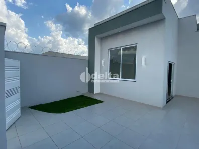 Casa com 3 Quartos à venda, 180m² no Novo Mundo, Uberlândia