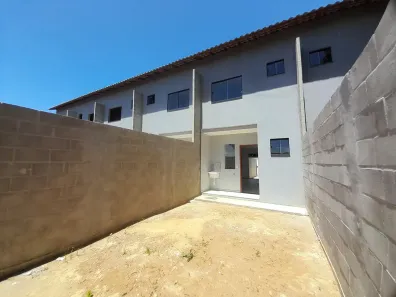 Casa com 2 Quartos à venda, 70m² no São Francisco, Serra