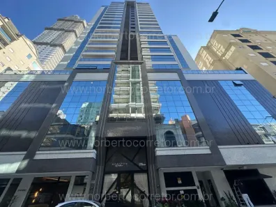 Apartamento com 3 Quartos à venda, 127m² no Meia Praia, Itapema