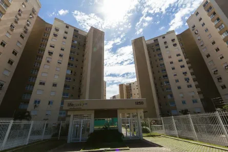 Apartamento com 2 Quartos para alugar, 61m² no Marechal Rondon, Canoas