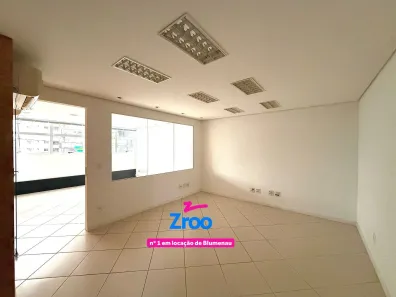 Sala Comercial para alugar, 70m² no Victor Konder, Blumenau