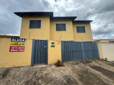 Sobrado com 4 Quartos para alugar, 180m² no Jardim Novo Mundo, Goiânia