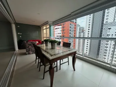 Apartamento com 4 Quartos à venda, 207m² no Zona 01, Maringá