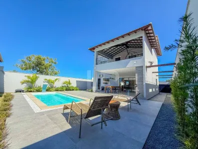 Casa com 4 Quartos à venda, 235m² no Estância Monazítica, Serra