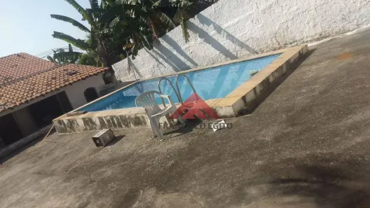 Casa com 3 Quartos à venda, 360m² no Mutuá, São Gonçalo
