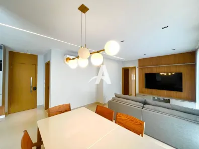 Apartamento com 3 Quartos para alugar, 117m² no Jardim Karaíba, Uberlândia